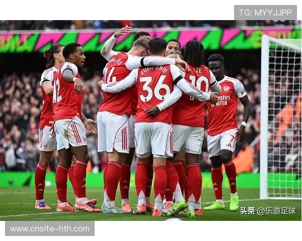 阿森纳前场对抗训练更激烈，球员们挑战极限，备战新赛季