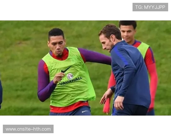 范戴克：赛前不会和阿诺德交流我们没太多联系，范戴克以前是前锋